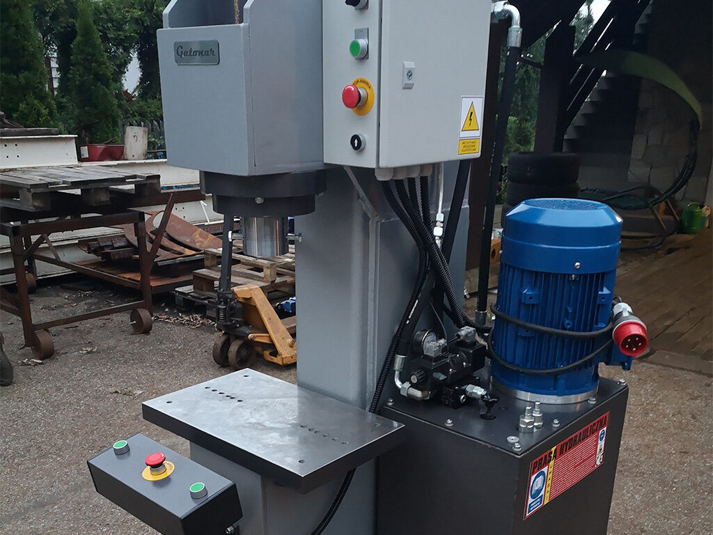 prasa-typu-c-20ton-01a prasy typu c